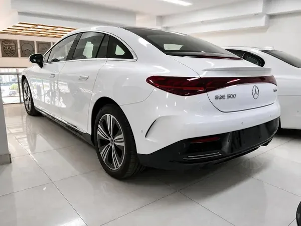 بنز EQE Sedan
