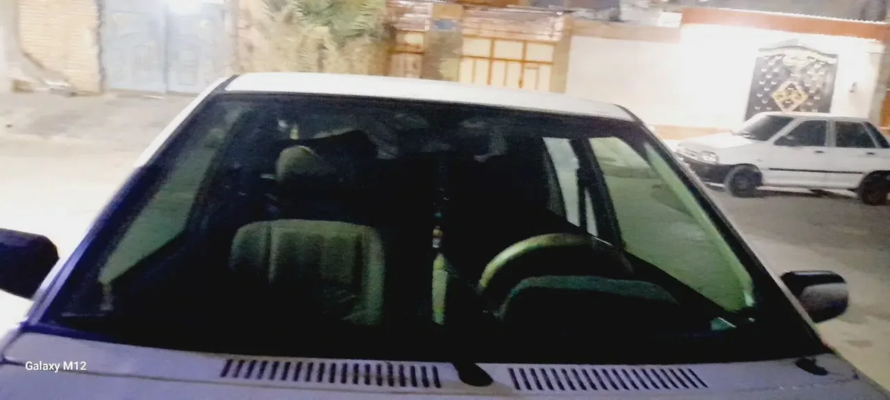 ماشین پراید سفید